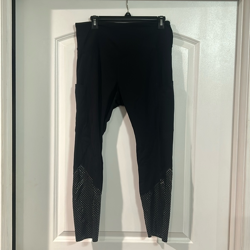 Zyia leggings